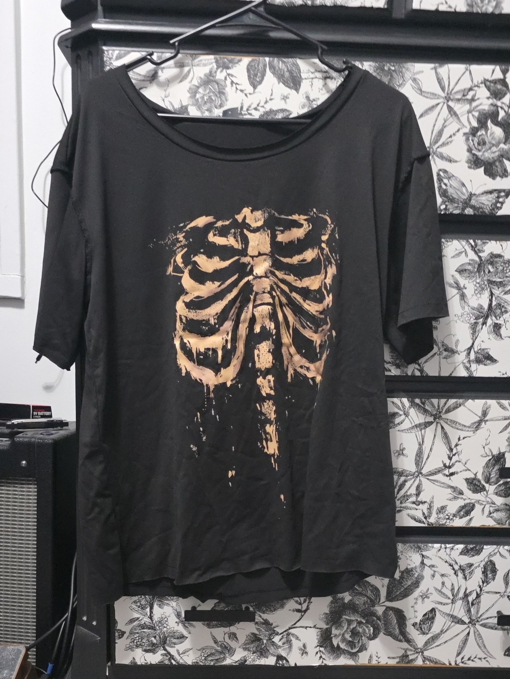 SHEIN Black Short Sleeve Tee with Orange Skeleton Print